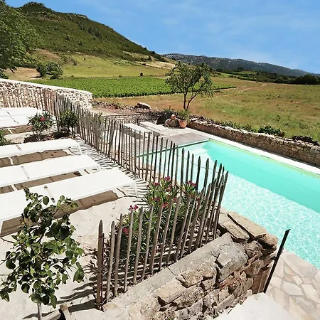 Διαμέρισμα Classy In With Swimming Pool *