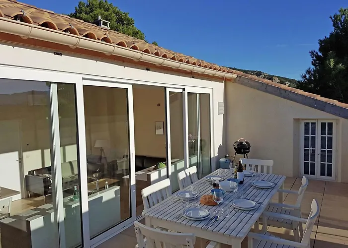 Apartment Classy In With Swimming Pool Villeseque-des-Corbieres