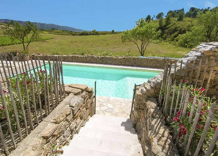 Apartment Classy In With Swimming Pool *