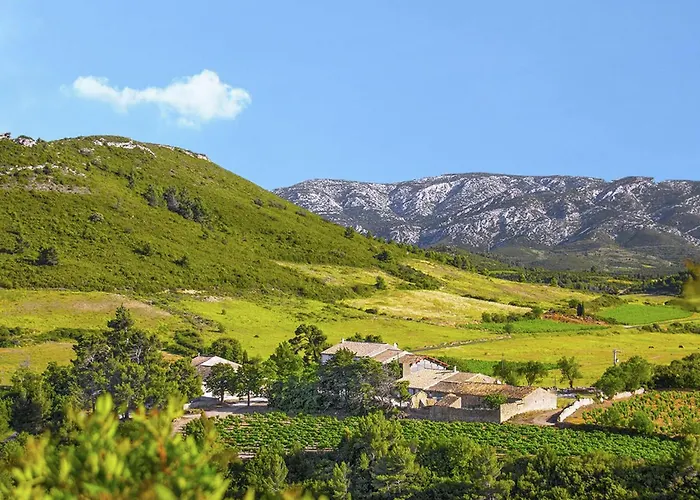 Classy In With Swimming Pool Villeseque-des-Corbieres