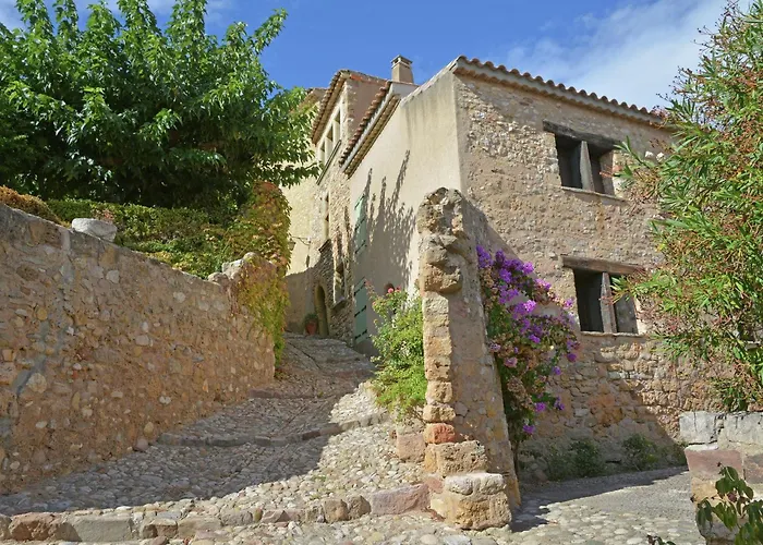 Classy In With Swimming Pool * Villeseque-des-Corbieres