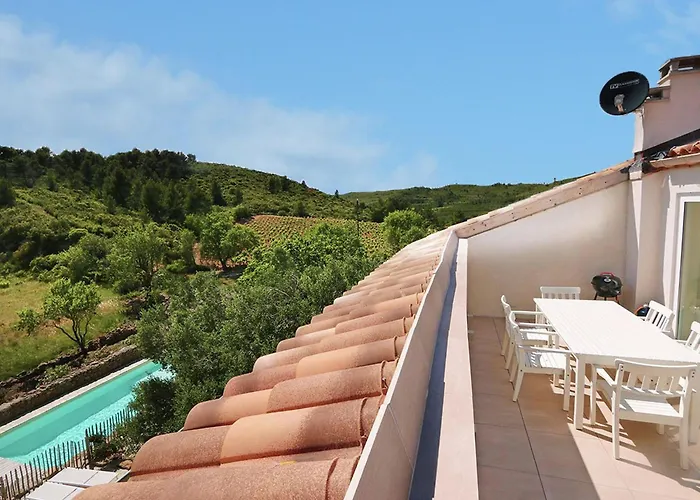 Classy In With Swimming Pool *